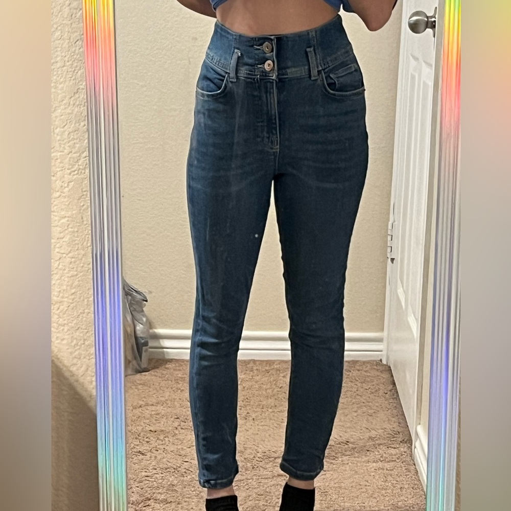 No Boundaries High Rise Skinny Jeans